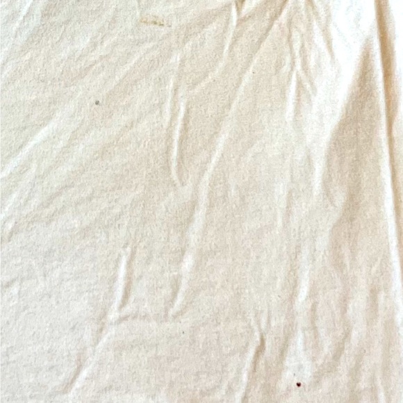 UNIQLO x Kieth Haring collab pocket graphic tee with design on the back - Picture 3 of 3